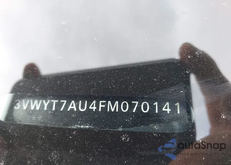 2015 Volkswagen Golf Gti 2.0T Se 2-Door from USA, damaged, VIN 3VWYT7AU4FM070141